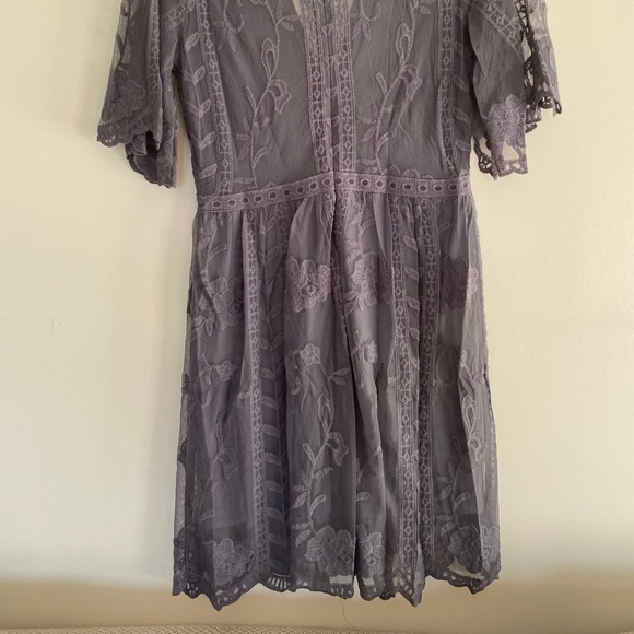 Socialite (Nordstrom) lace periwinkle dress, size medium - Picture 4 of 5